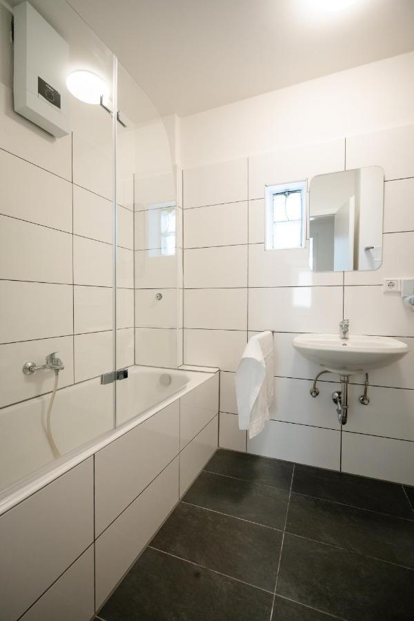 Old Town Apartment 2 Rooms/Baths デュッセルドルフ エクステリア 写真